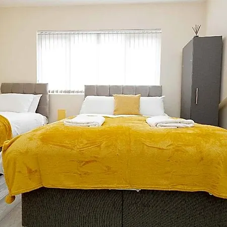 Calvin House Apartment *