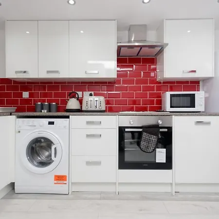 Апартаменти Calvin House *