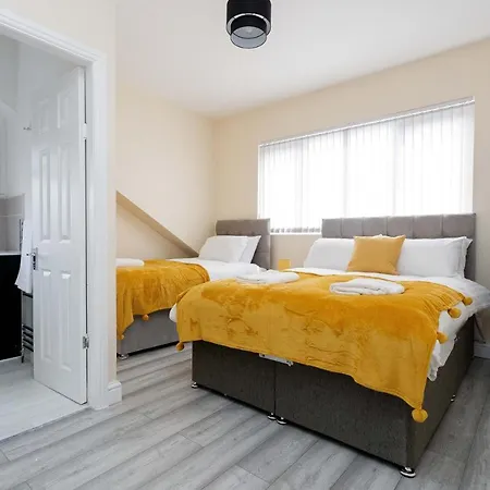 Calvin House Daire Leeds (West Yorkshire)
