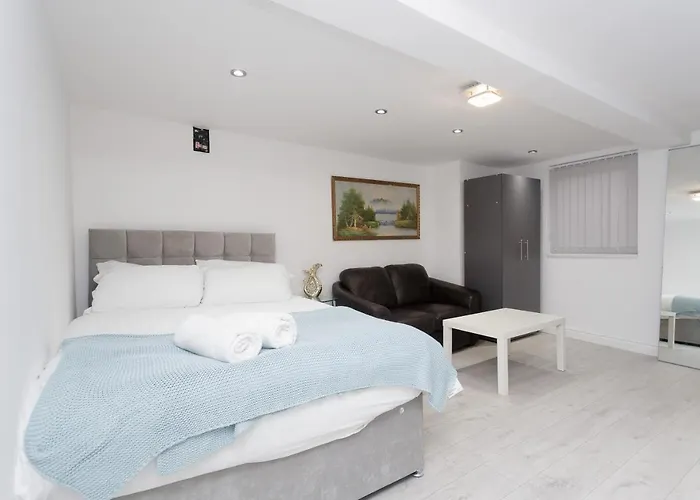 Calvin House * 리즈