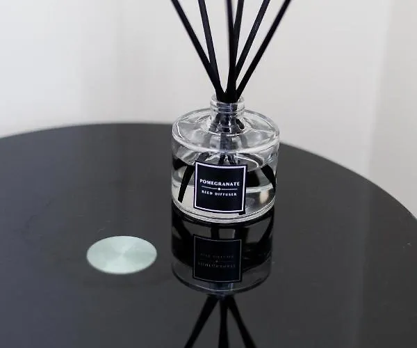 Calvin House * 리즈