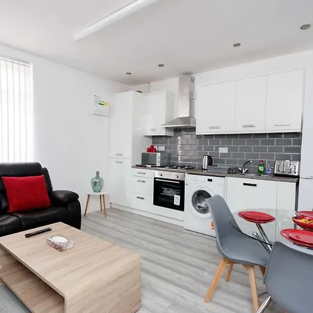 Calvin House Apartment *