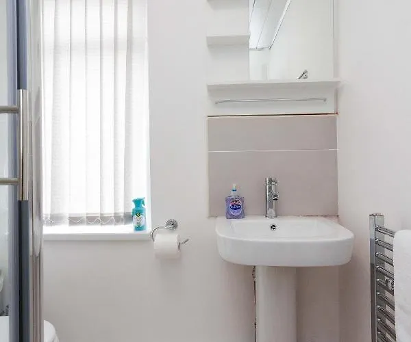 Calvin House Apartment