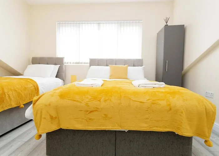 Calvin House * Leeds (West Yorkshire)